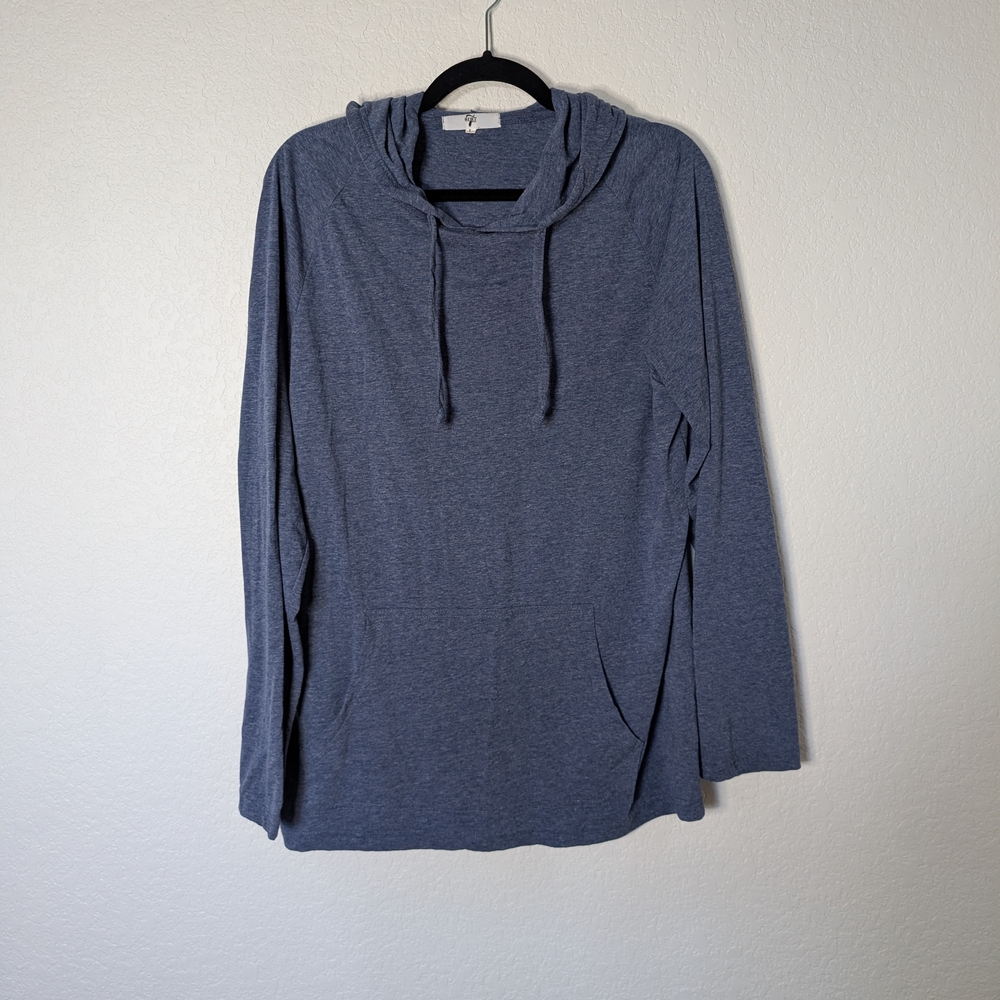 Sir7 Hooded Long Sleeve Top